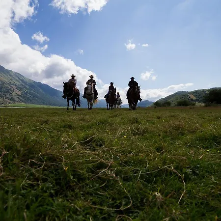 Falode Farm stay Castello del Matese