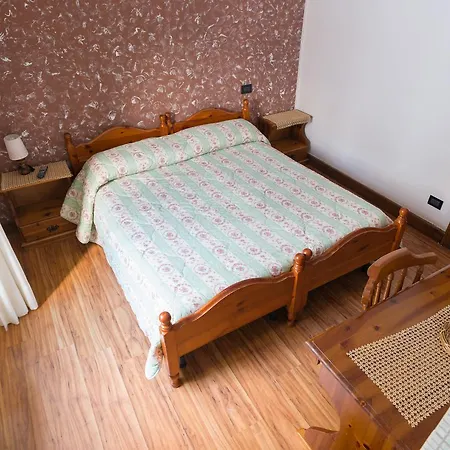 Falode Farm stay *